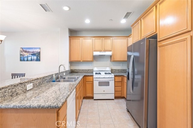 Building Photo - 1800 E Lakeshore Dr