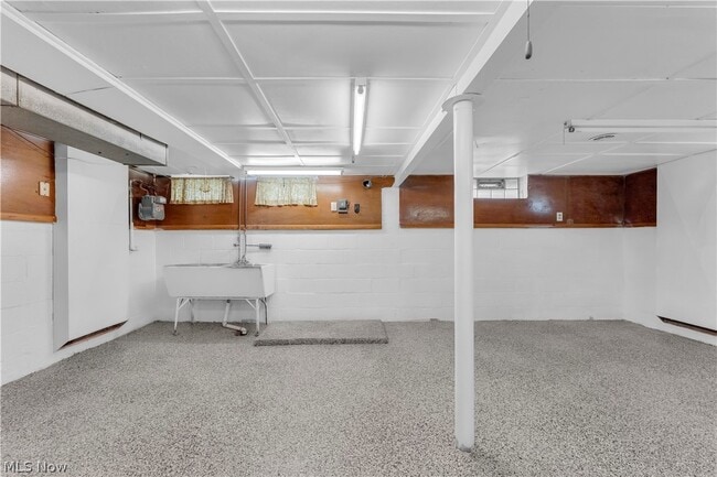 Building Photo - 20550 Wilmore Ave