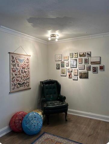 Building Photo - 310 E Beech St