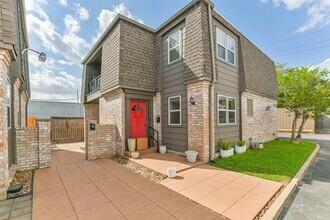 Building Photo - 5922 Fairdale Ln