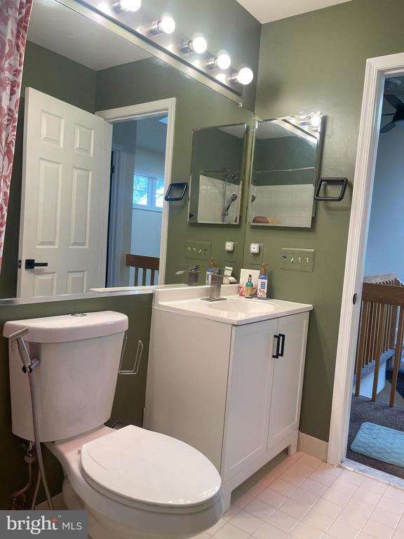 Building Photo - 24 Ginger Ct