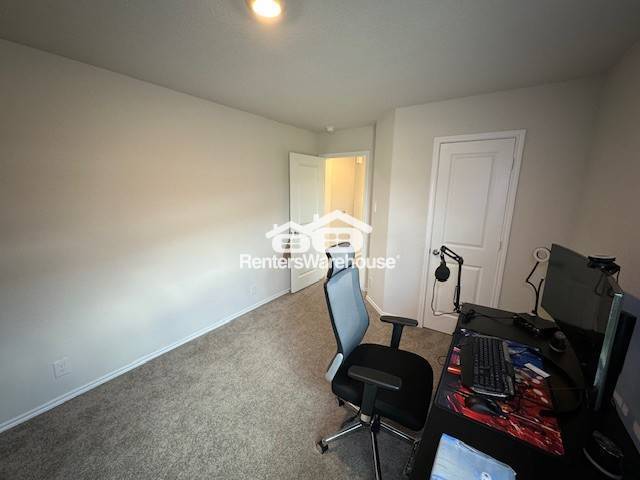 Building Photo - Two Story 4 bedroom / 2.5 bathroom in Whis...