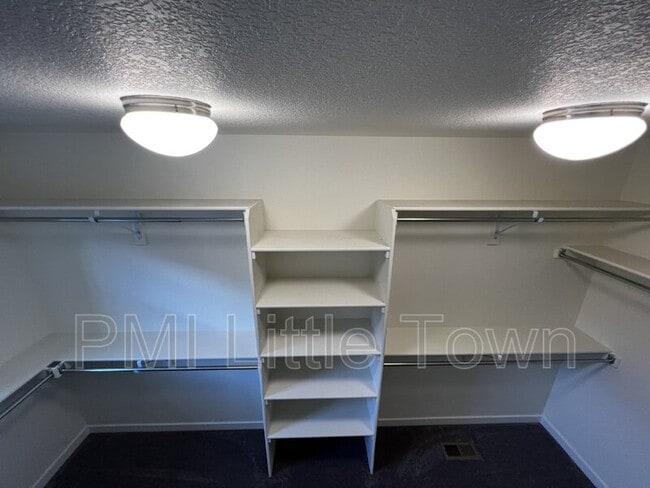 Building Photo - 9270 Inca Dove Cir