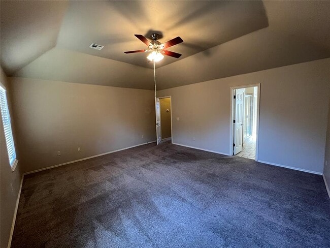 Building Photo - 16505 Moorgate Ln