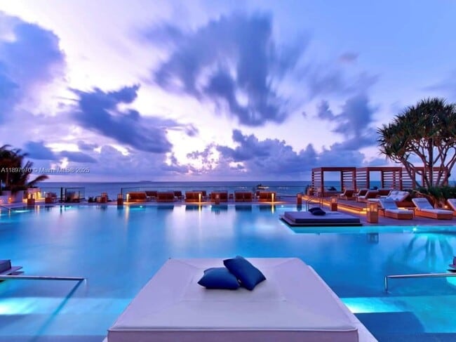 Building Photo - 2301 Collins Ave