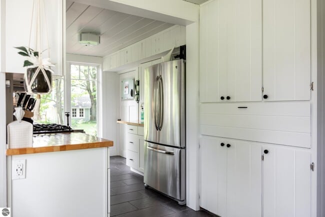 Building Photo - 828 Washington St