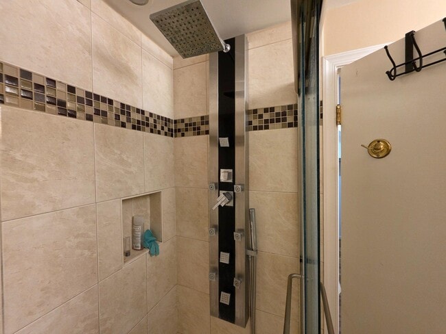Building Photo - 8120 Paisley Pl