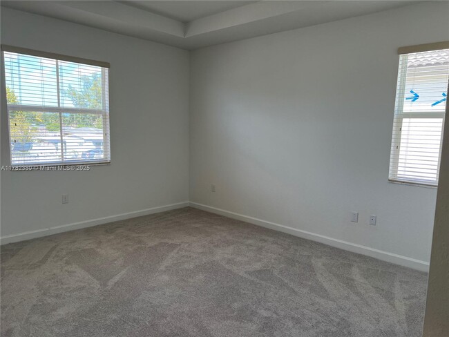 Building Photo - 2303 NW 131st Cir