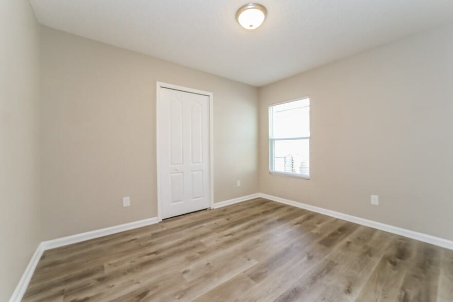 Building Photo - 15732 Tisons Bluff Rd