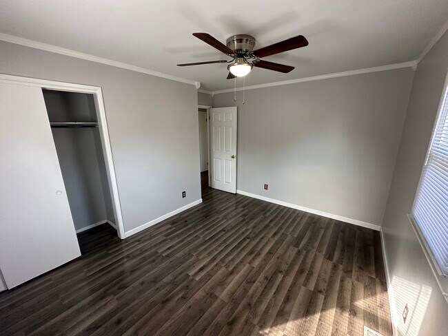 Building Photo - 2296 Fenton St