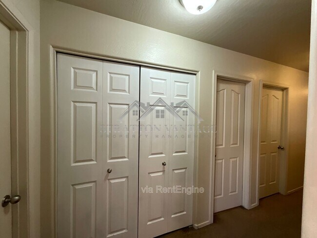 Building Photo - 11580 W Duran Ave