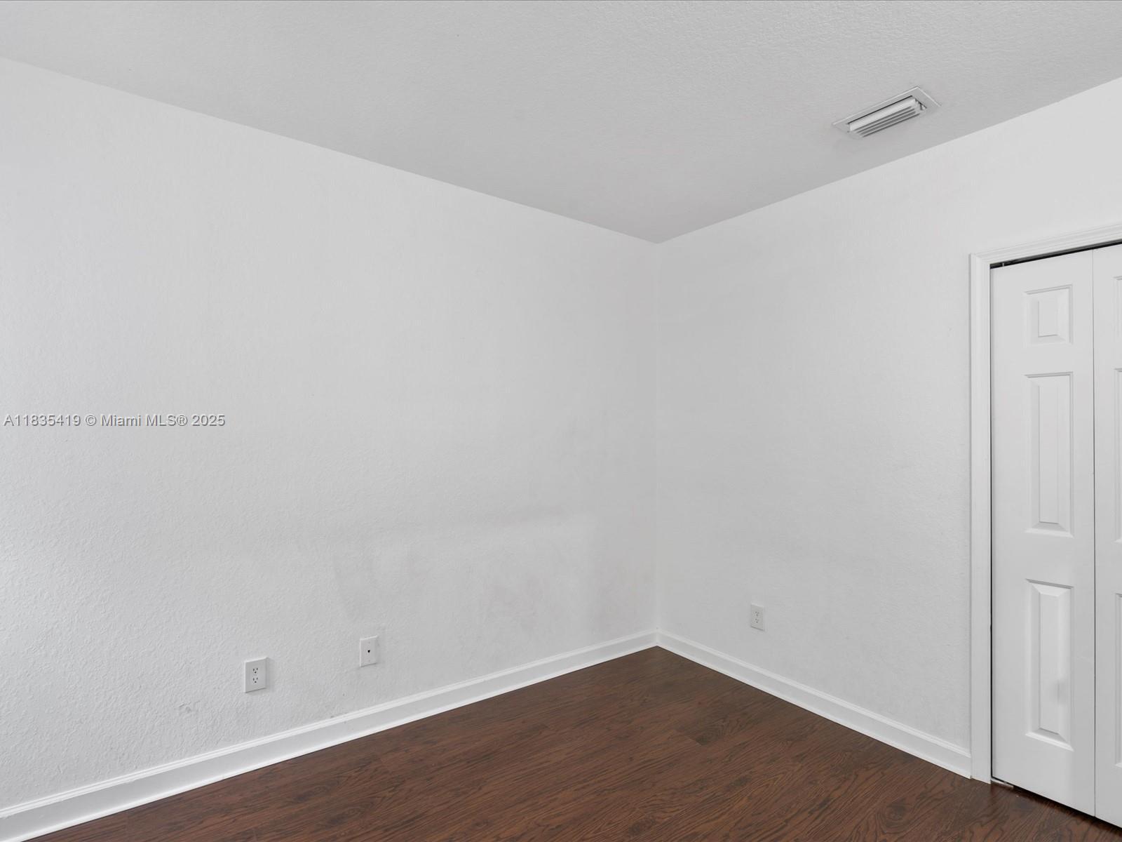 Building Photo - 15568 SW 39th St