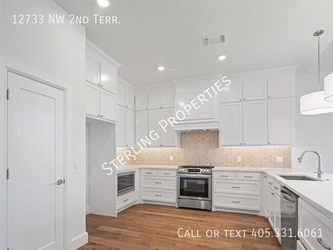 Building Photo - 12733 NW 2nd Ter