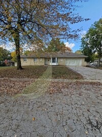 Building Photo - DESIRABLE RAYTOWN LOCATION!!!