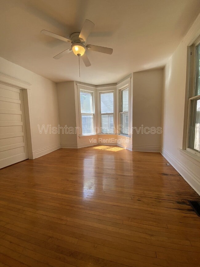 Building Photo - 224 N Ward St