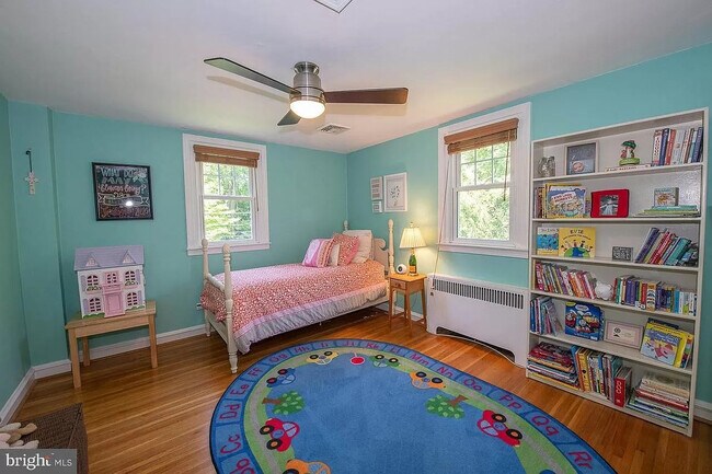 Building Photo - 412 Grange Rd