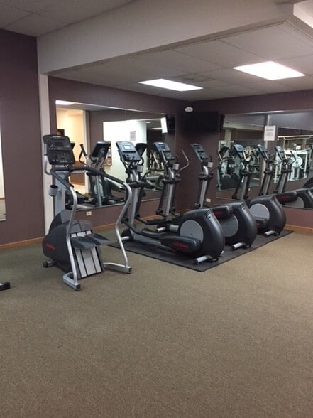 Fitness Room - 4408 W Shamrock Ln