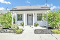 Building Photo - Charming Martinez 1bed / 1bath