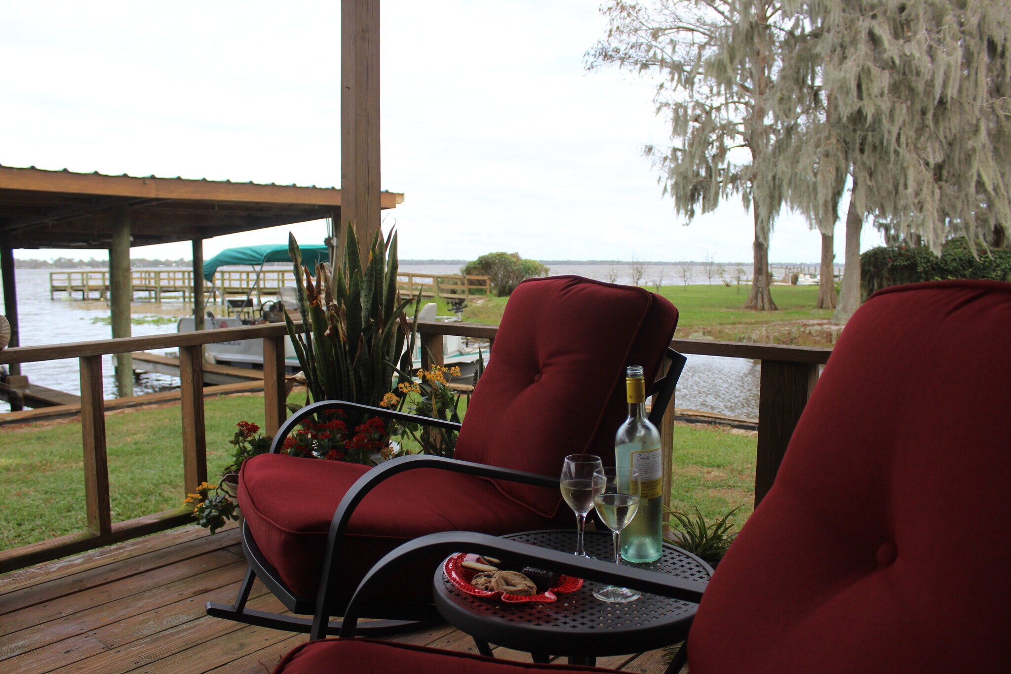Enjoy Florida Living - Boat dock rental available - 2854 Tindel Camp Rd