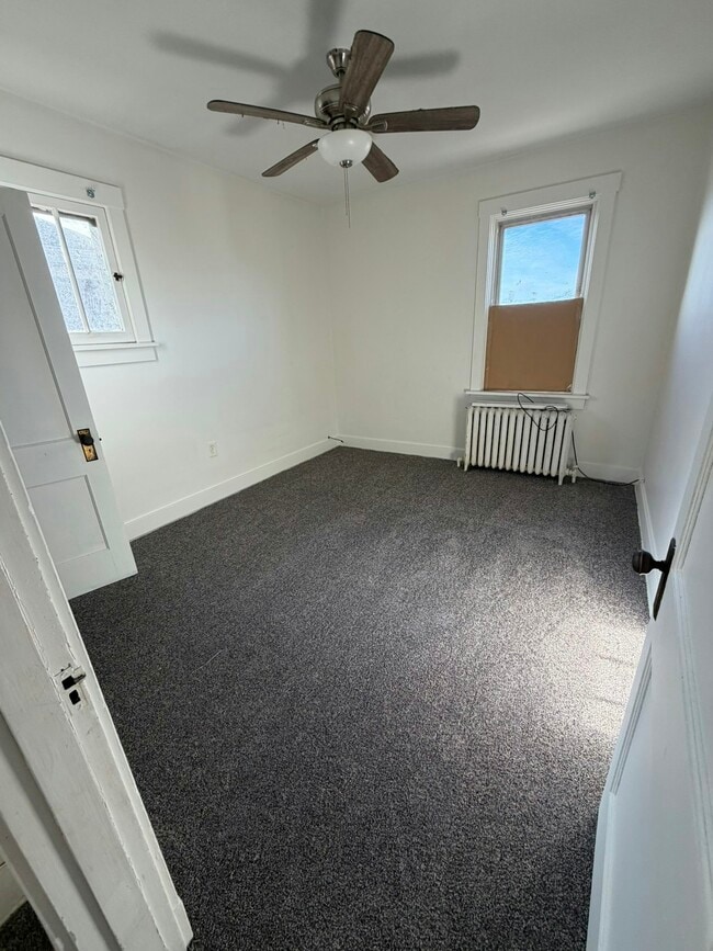 Building Photo - 3825-3827-3827 Brighton Rd