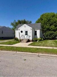 Building Photo - 1112 S 28th St