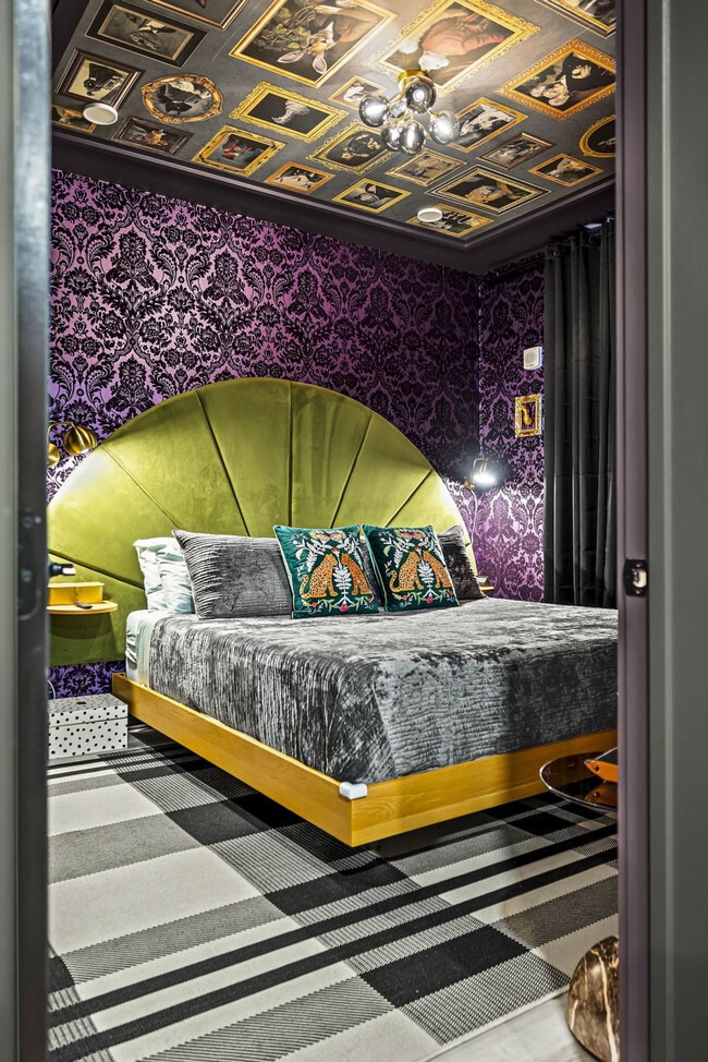 Building Photo - 245 Hermitage Ave