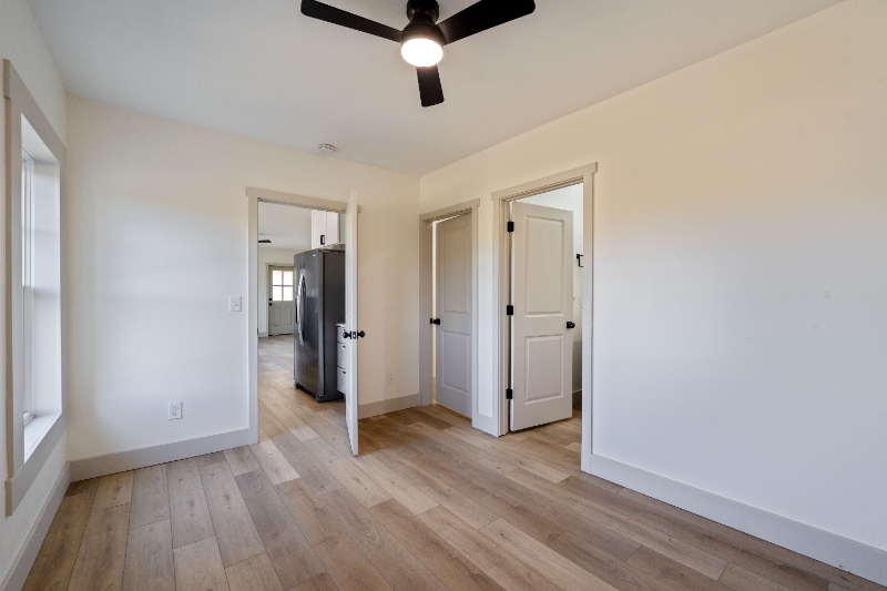 Building Photo - 605-607-607 S Champion Ave