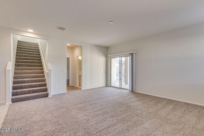 Building Photo - 16910 N Rosa Dr