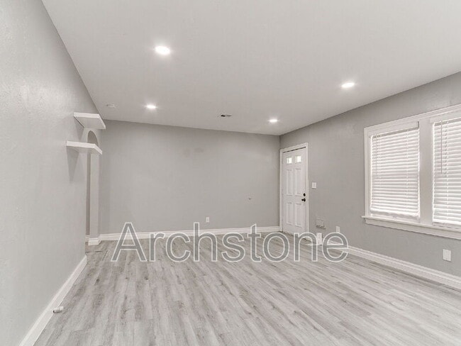Building Photo - 1201 NW 43rd St