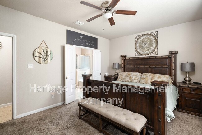 Building Photo - 10238 Midsummer Meadow