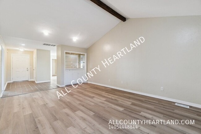 Building Photo - 3209 Castle Rock Rd