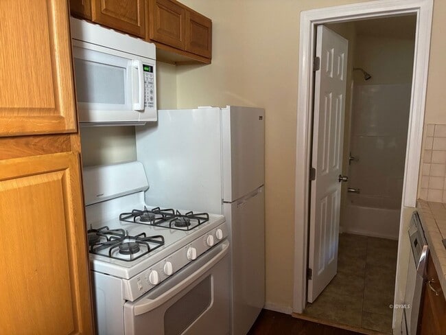 Building Photo - 52740 Pine Cove Rd