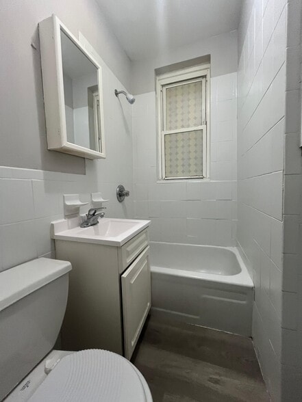 Building Photo - 5307 Palisade Ave