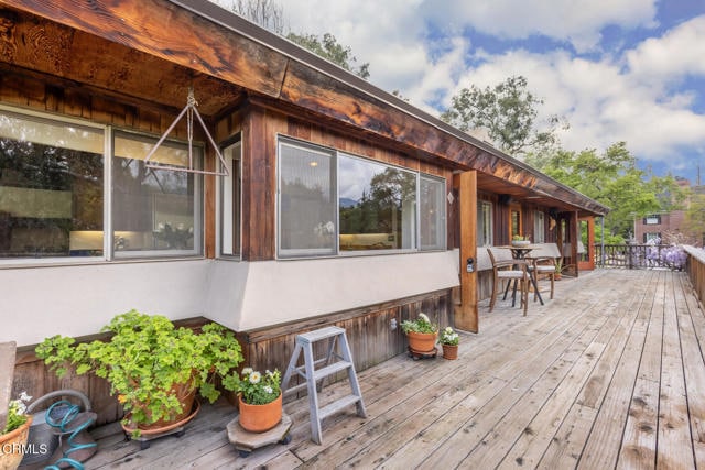 Building Photo - 4254 Chevy Chase Dr