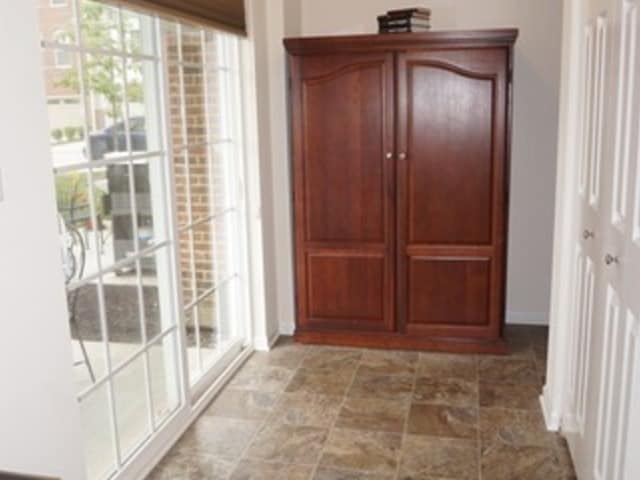 Building Photo - 74 Marcel Ln