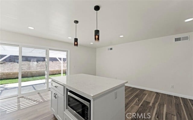 Building Photo - 29671 Grandifloras Rd