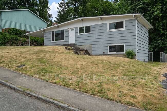 Building Photo - 12126 SE 160th St