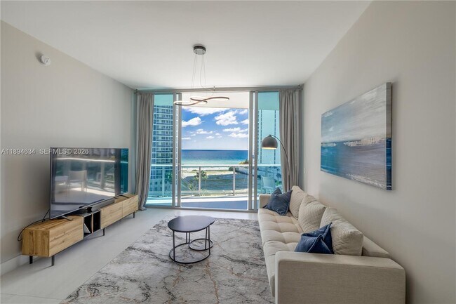 Building Photo - 17550 Collins Ave