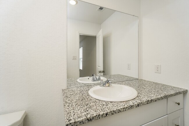 Building Photo - 5924 Sunset Song Ln