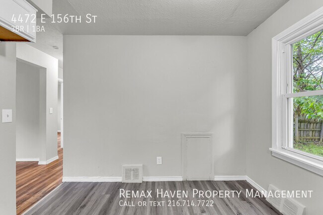 Building Photo - 4472 E 156th St