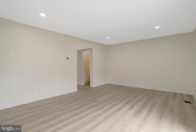 Building Photo - 4112 Century Ct
