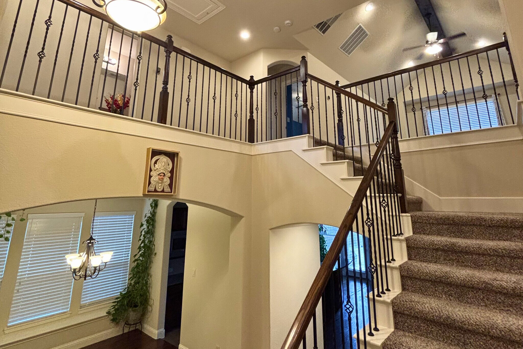 Building Photo - 5547 Lightfoot Ln