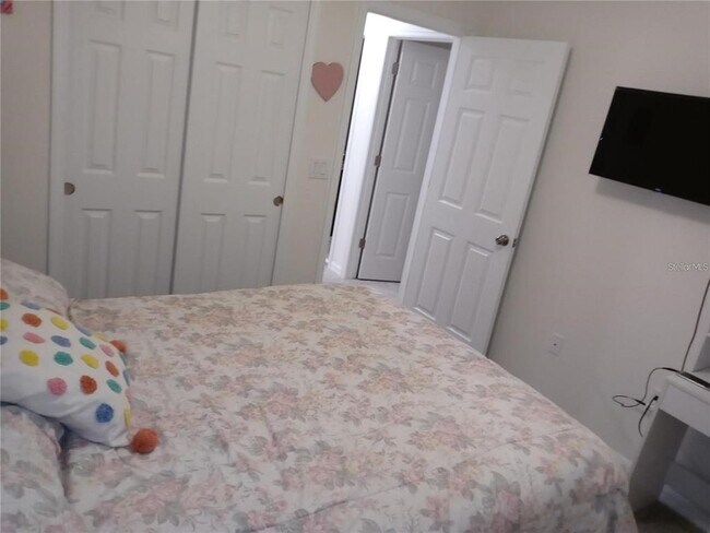 Building Photo - 2429 Varenna Loop