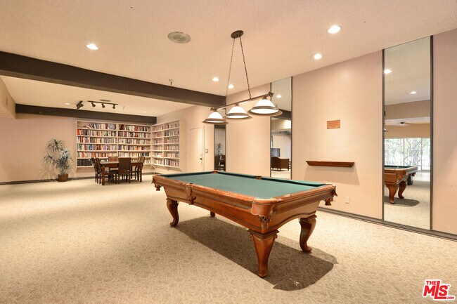 Building Photo - 2700 Cahuenga Blvd