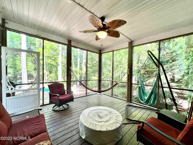 Building Photo - 10169 Whispering Cove Ct SE
