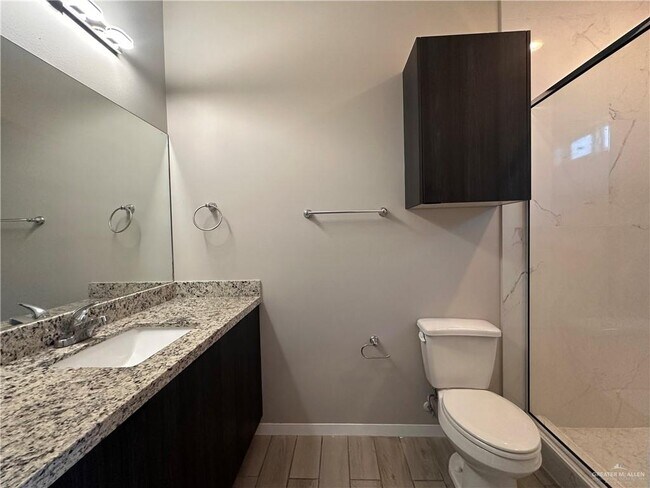 Building Photo - 7 Mia S Ln