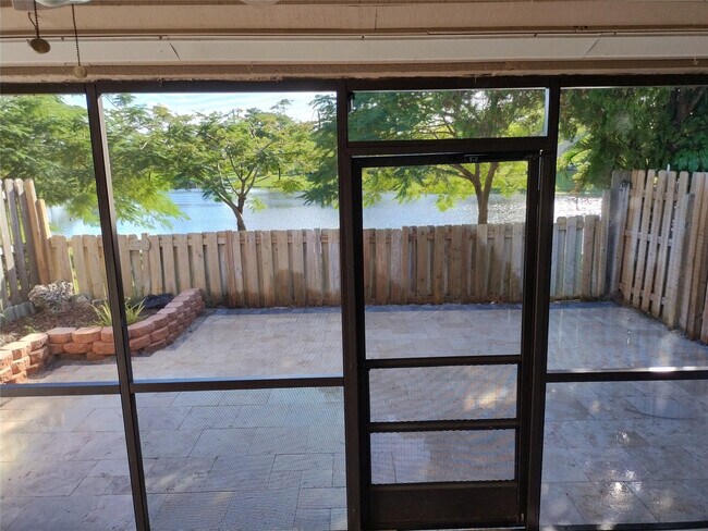 Building Photo - 1030 NW 53rd St