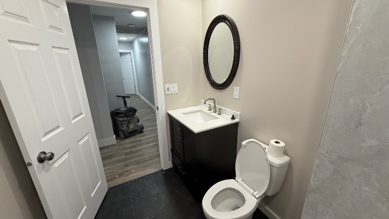 Building Photo - 78 E Barthman Ave