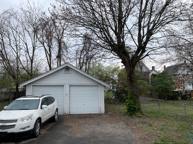 Building Photo - 2621 Ida Ave