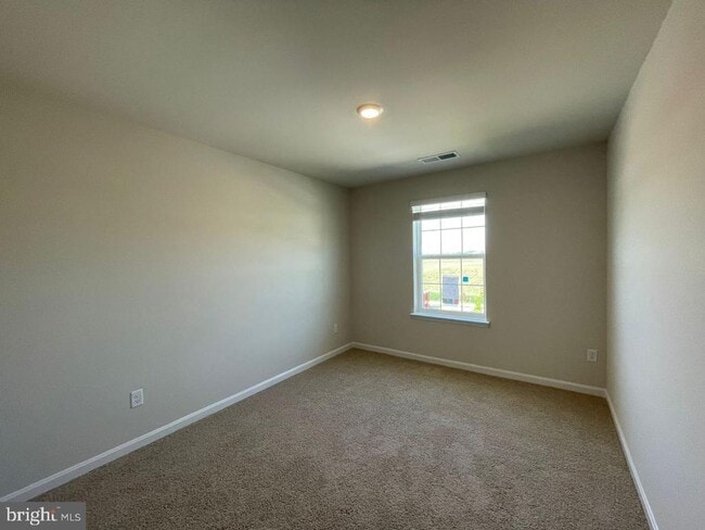 Building Photo - 168 Hamstead Dr